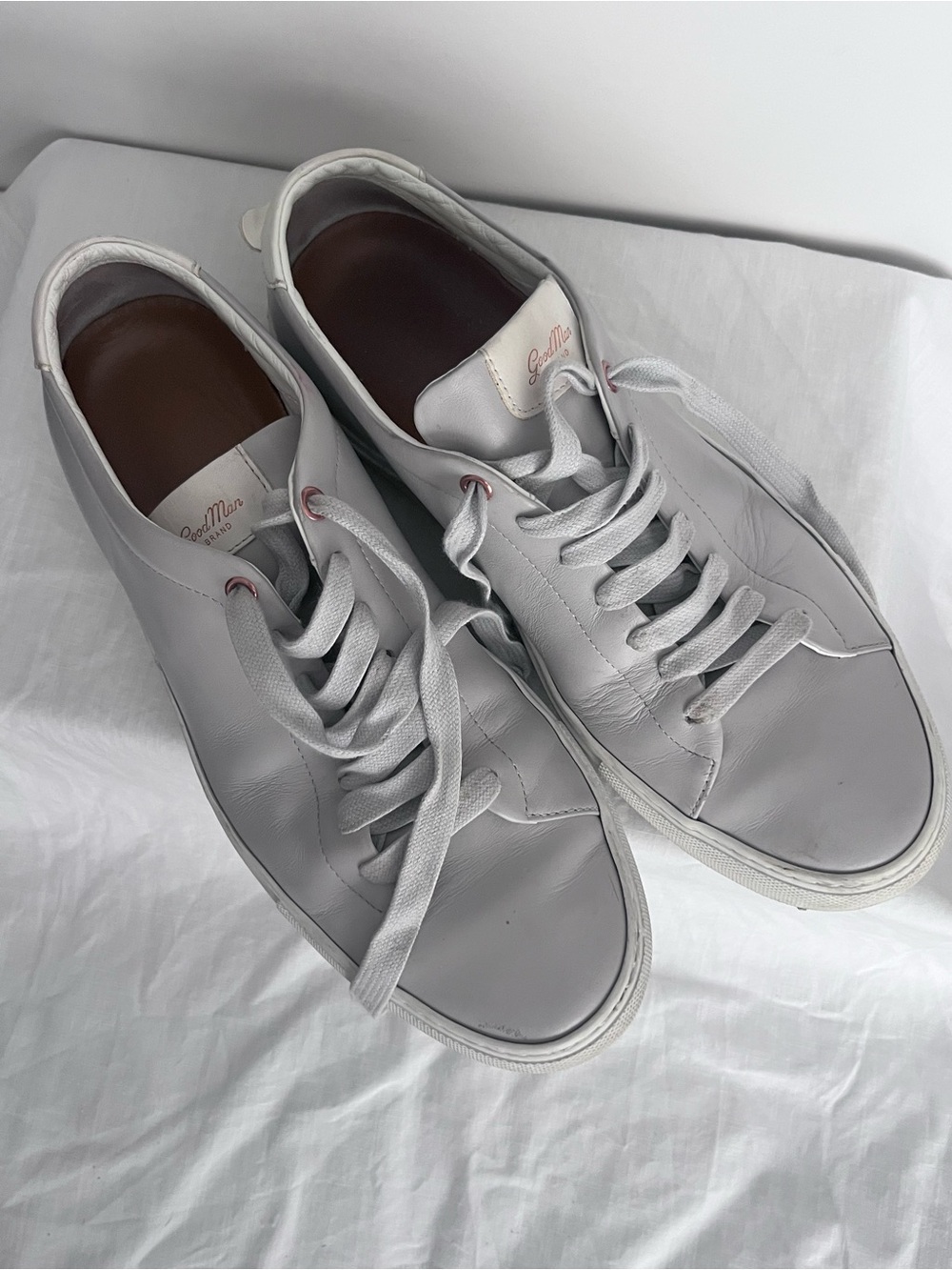Good Man Brand Light Gray Leather Low-Top Sneakers